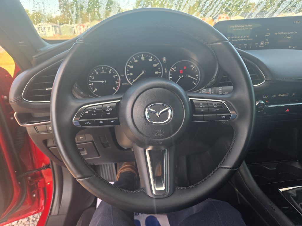 Used 2026 MAZDA MAZDA3 2.5 S Hatchback w/ Premium Pkg FWD image 11