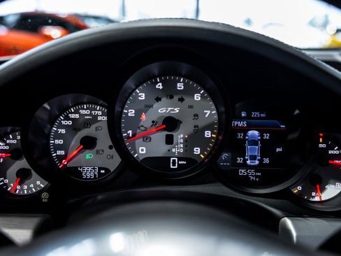 Used 2016 Porsche 911 Carrera GTS RWD image 37