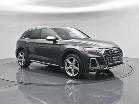 Used 2021 Audi SQ5 Premium w/ Convenience Package AWD/4WD image 22