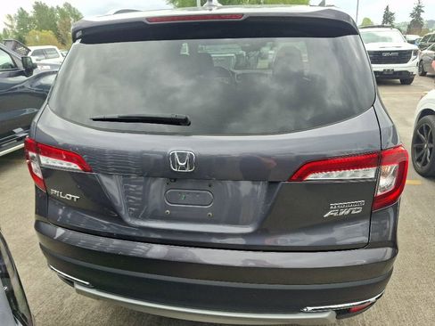 Used 2019 Honda Pilot Touring image 6