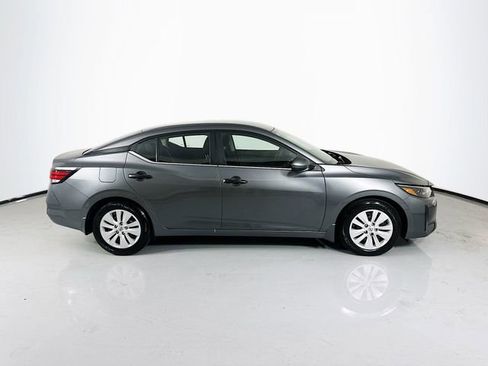 Certified 2025 Nissan Sentra S FWD image 10