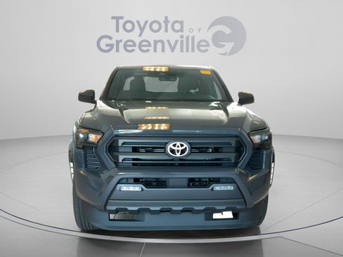 Certified 2025 Toyota Tacoma SR5 AWD/4WD image 9