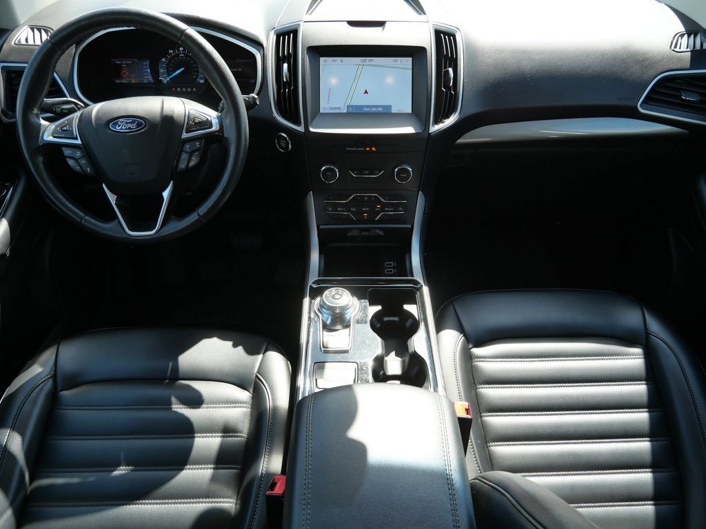 Used 2020 Ford Edge SEL w/ Convenience Package AWD/4WD image 16