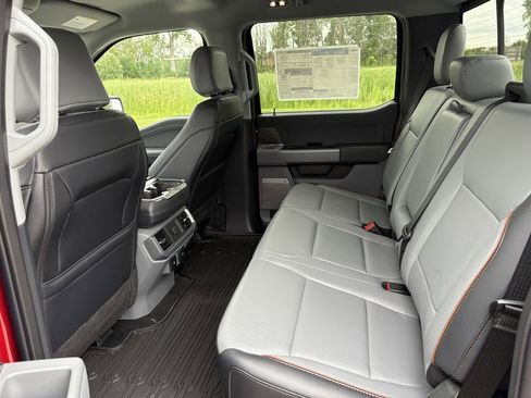 New 2025 Ford F150 Lariat w/ Equipment Group 501A Mid image 25