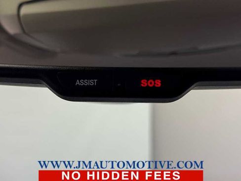 Used 2019 Chrysler 300 Limited image 34