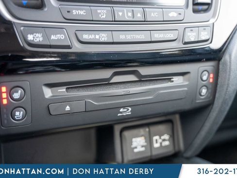 Used 2022 Honda Pilot Elite image 12