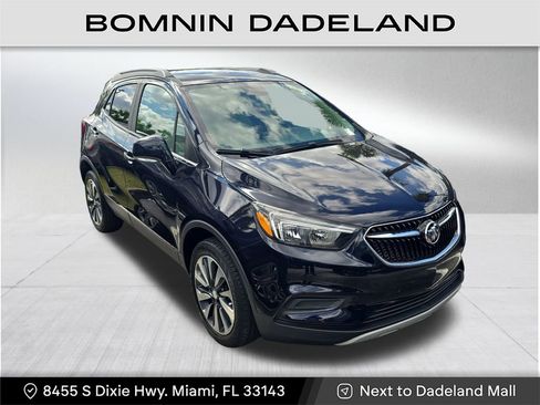 Used 2022 Buick Encore Preferred w/ Safety Package image 1