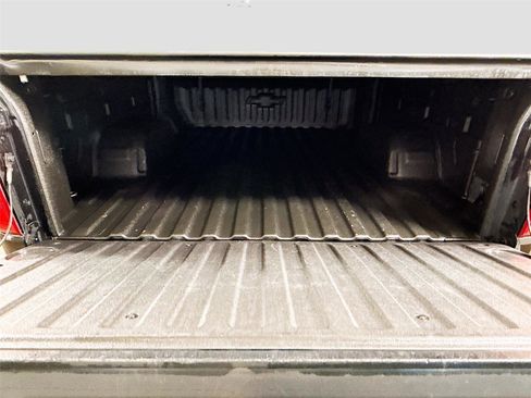 Used 2020 Chevrolet Silverado 1500 LT Trail Boss image 18