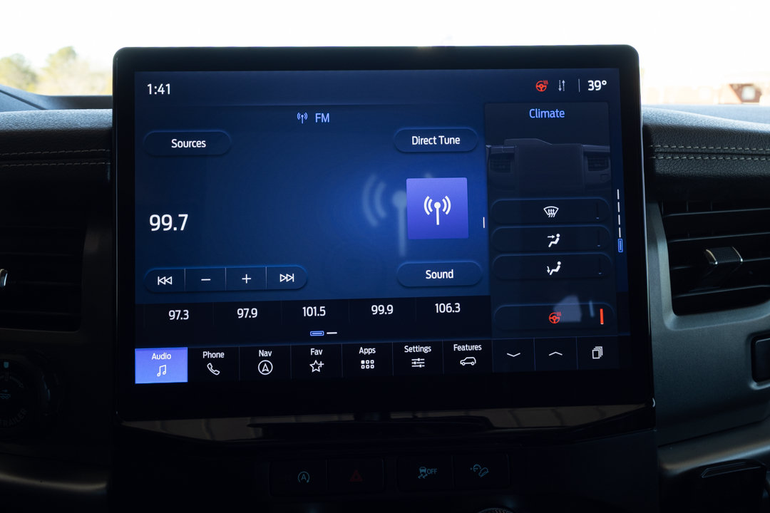 Used 2024 Ford Expedition XLT AWD/4WD image 17