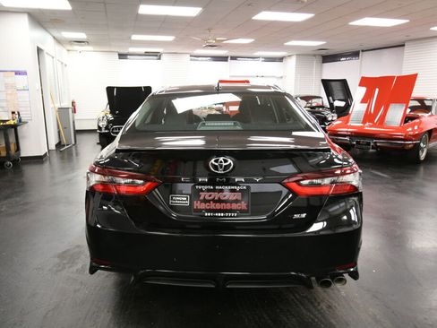 Certified 2024 Toyota Camry SE image 6