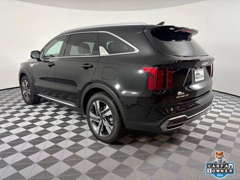 Certified 2023 Kia Sorento SX Prestige AWD/4WD image 12