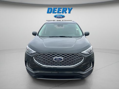 Certified 2024 Ford Edge SEL w/ Convenience Package AWD/4WD image 9
