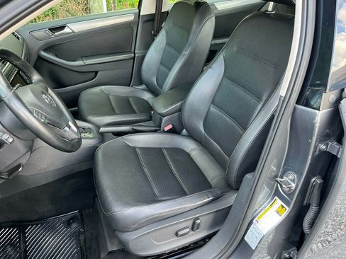 Used 2014 Volkswagen Jetta TDI FWD image 28