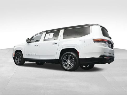 Used 2024 Jeep Grand Wagoneer L 4WD image 29
