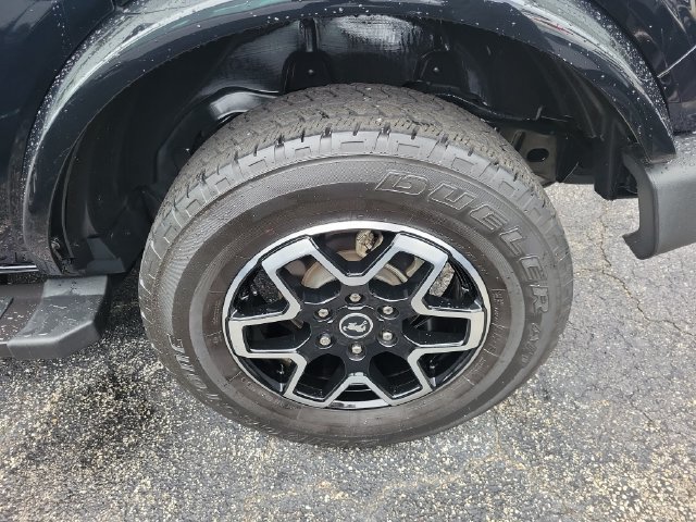 Used 2024 Ford Bronco Outer Banks AWD/4WD image 7