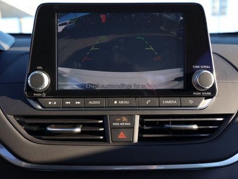 New 2025 Nissan Altima 2.5 S image 29