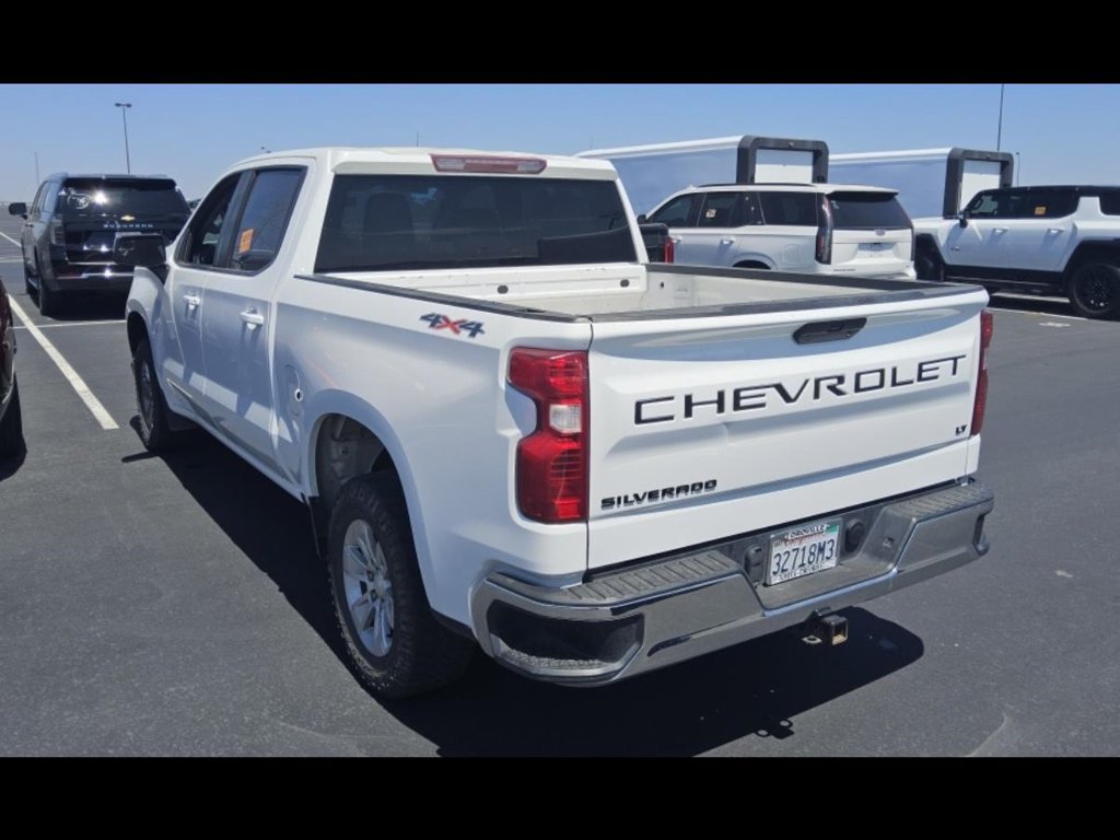Used 2022 Chevrolet Silverado 1500 LT w/ LPO, Dark Essentials Package AWD/4WD image 5