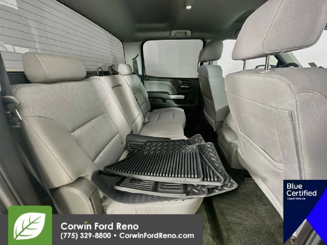 Used 2018 Chevrolet Silverado 1500 LT w/ LT Eassist Package AWD/4WD image 28