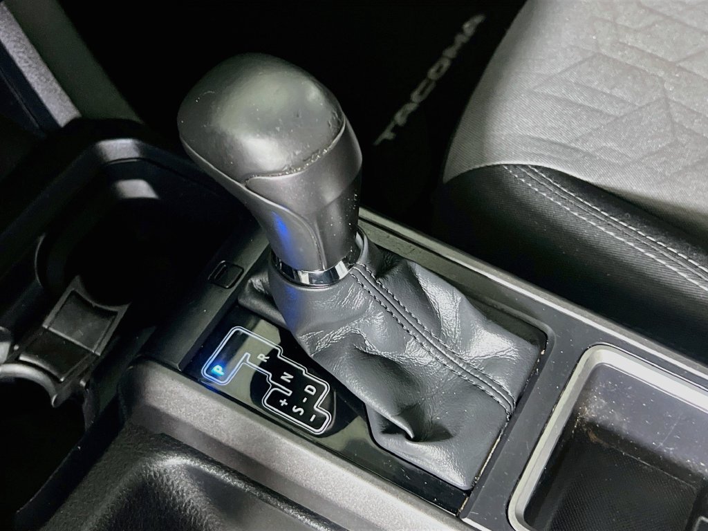 Used 2020 Toyota Tacoma TRD Sport RWD image 22