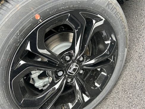 New 2025 Honda Accord SE image 19