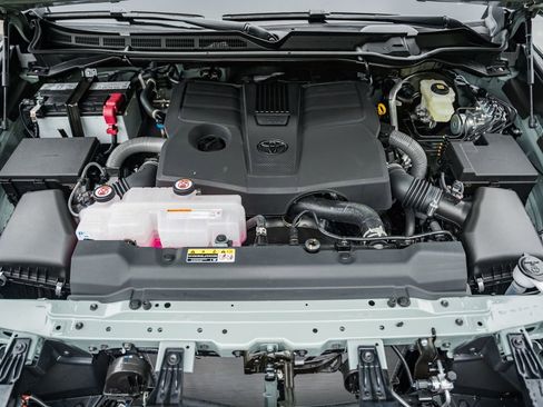 New 2026 Toyota Tundra SR5 AWD/4WD image 20