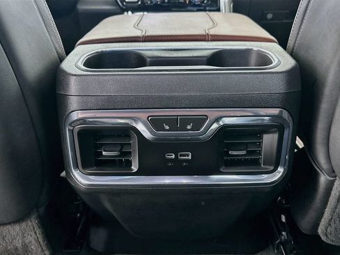 Used 2024 GMC Sierra 1500 Denali Ultimate AWD/4WD image 27