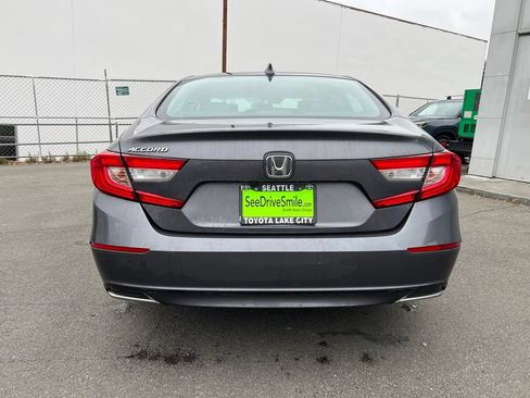 Used 2019 Honda Accord LX image 5