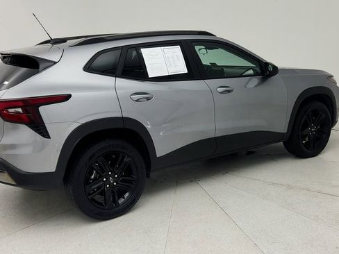 Used 2025 Chevrolet Trax ACTIV w/ Driver Confidence Package FWD image 8