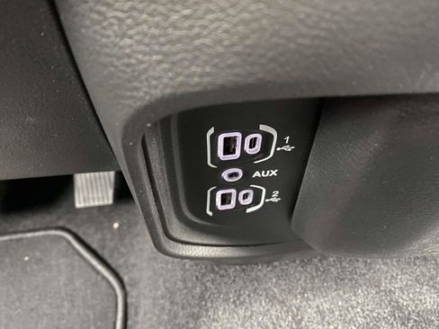 New 2026 RAM 1500 Express image 26