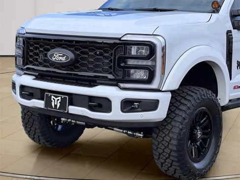 New 2026 Ford F250 Lariat w/ Black Appearance Package image 44