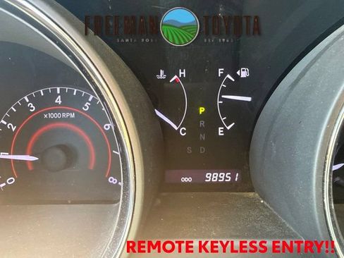 Used 2013 Toyota Highlander Plus AWD/4WD image 8