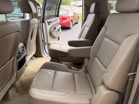 Used 2016 Chevrolet Suburban LTZ AWD/4WD image 12