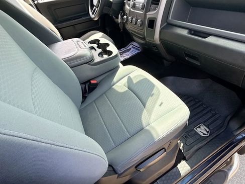 Used 2018 RAM 1500 Express w/ Express Value Package AWD/4WD image 33
