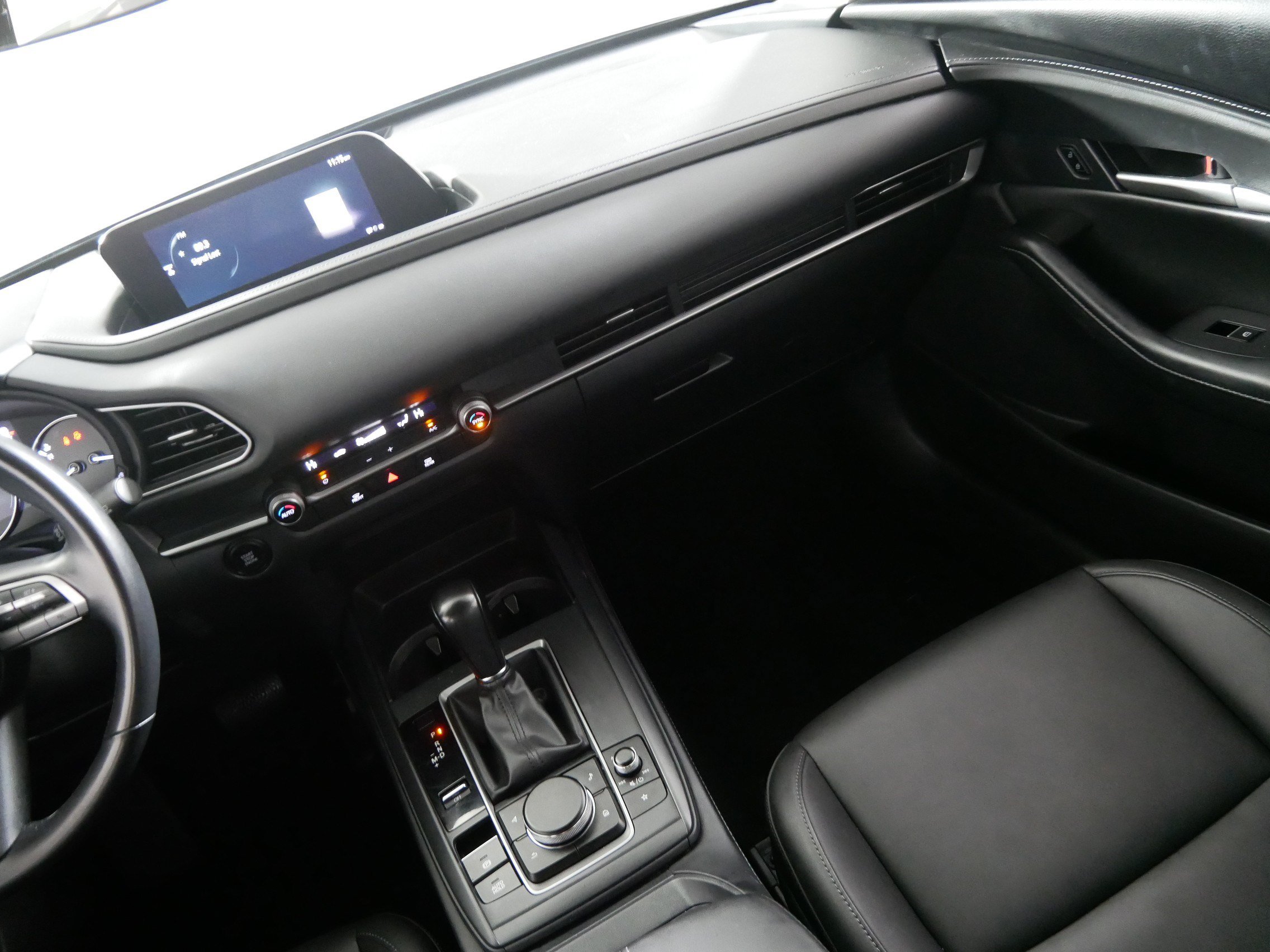 Used 2022 MAZDA CX-30 AWD 2.5 S w/ Select Package image 11