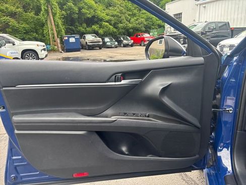 Used 2024 Toyota Camry SE FWD image 13