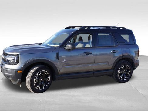 Certified 2025 Ford Bronco Sport Outer Banks w/ Outer Banks Tech Package+ AWD/4WD image 10