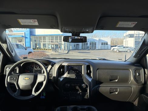 Used 2023 Chevrolet Silverado 2500 Custom w/ Custom Value Package image 13