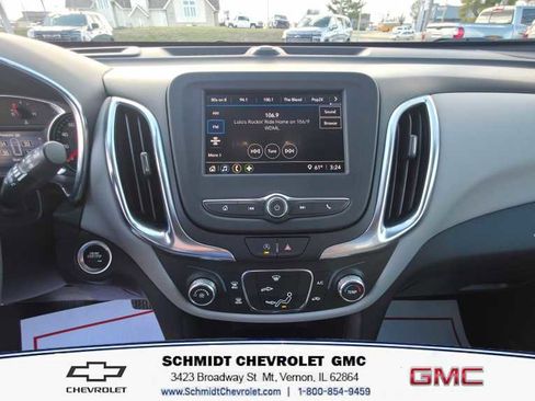 Used 2022 Chevrolet Equinox LS w/ LS Convenience Package image 15