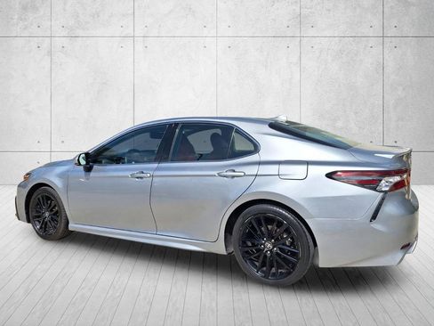 Used 2024 Toyota Camry XSE FWD image 7