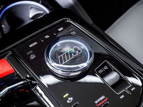 Used 2025 BMW M5 Touring w/ M Driver's Package image 32