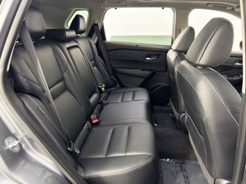 Used 2023 Nissan Rogue SL w/ SL Premium Package FWD image 38