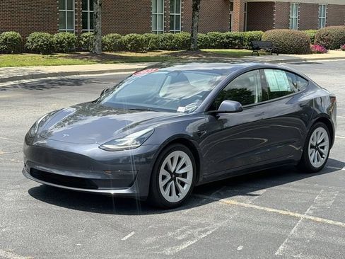 Used 2023 Tesla Model 3 Standard Range RWD image 2