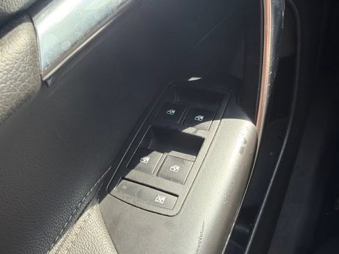 Used 2011 Buick Regal CXL FWD image 9