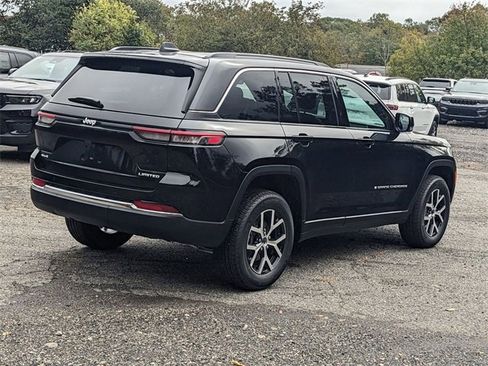 New 2025 Jeep Grand Cherokee Limited image 3