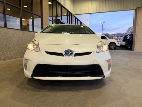 Used 2015 Toyota Prius Three image 20