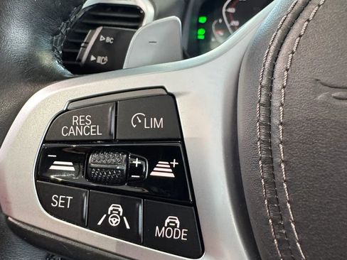 Used 2019 BMW M850i xDrive Convertible w/ M Carbon Exterior Package image 38