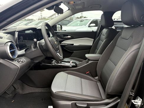 New 2026 Chevrolet Trax LT w/ LT Convenience Package image 9