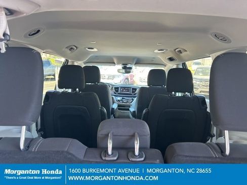 Used 2023 Chrysler Voyager LX FWD image 31