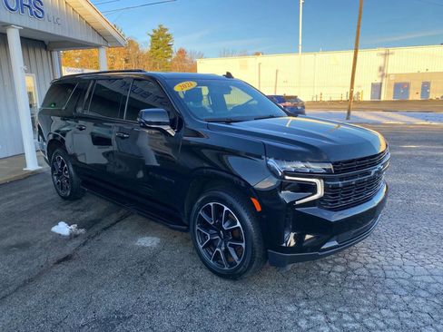 Used 2021 Chevrolet Suburban RST w/ Luxury Package image 10