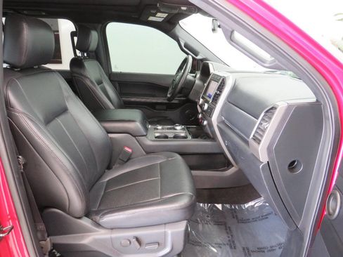 Used 2020 Ford Expedition Max XLT w/ Equipment Group 202A image 9
